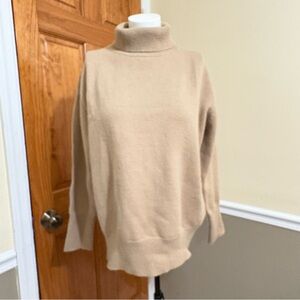 Cozy Tan Wool Turtleneck Sweater Sz.S